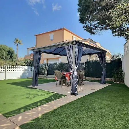 Confortable Pavillon Avec Jardin à 900m De La *