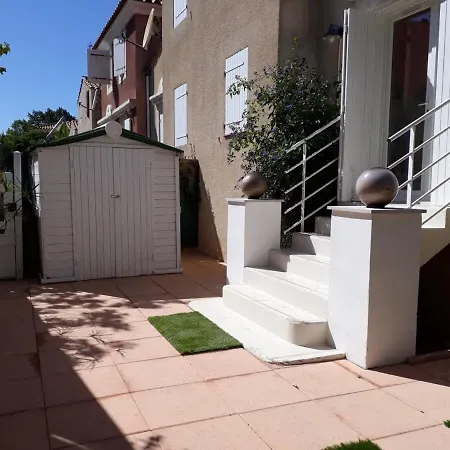 Confortable Pavillon Avec Jardin A 900m De La Feriehus
